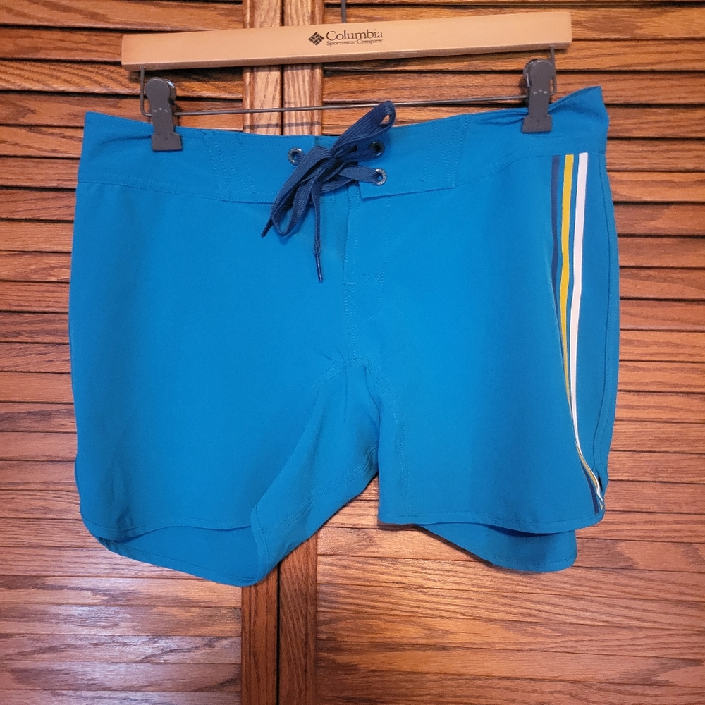 The North Face NWT Nina Boardshort Baja Blue Womans Size‎ 6